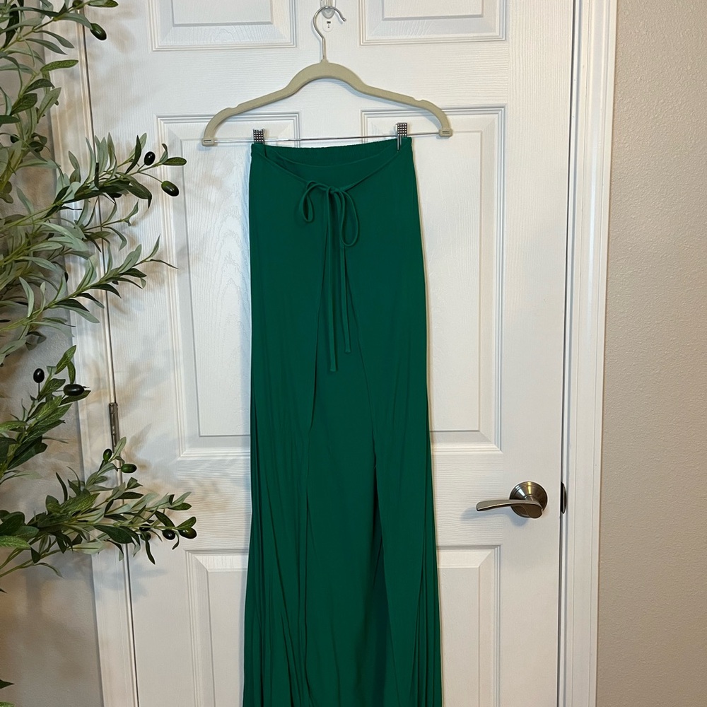 Elegant Green Maxi Skirt